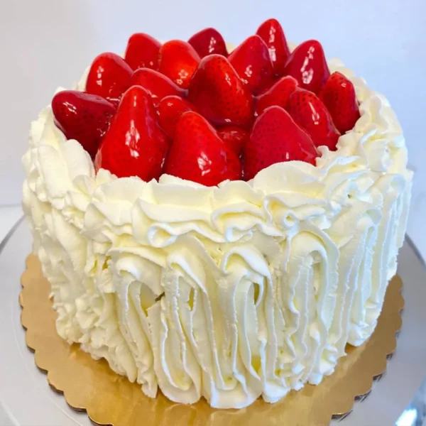 Torta imperial de fresa o melocotón
